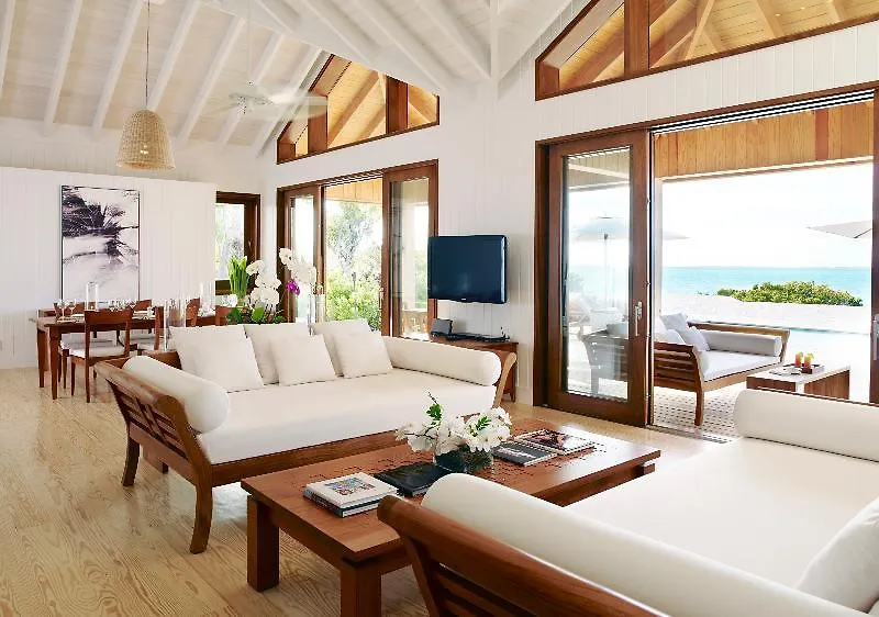Como Parrot Cay Five Cays Settlement